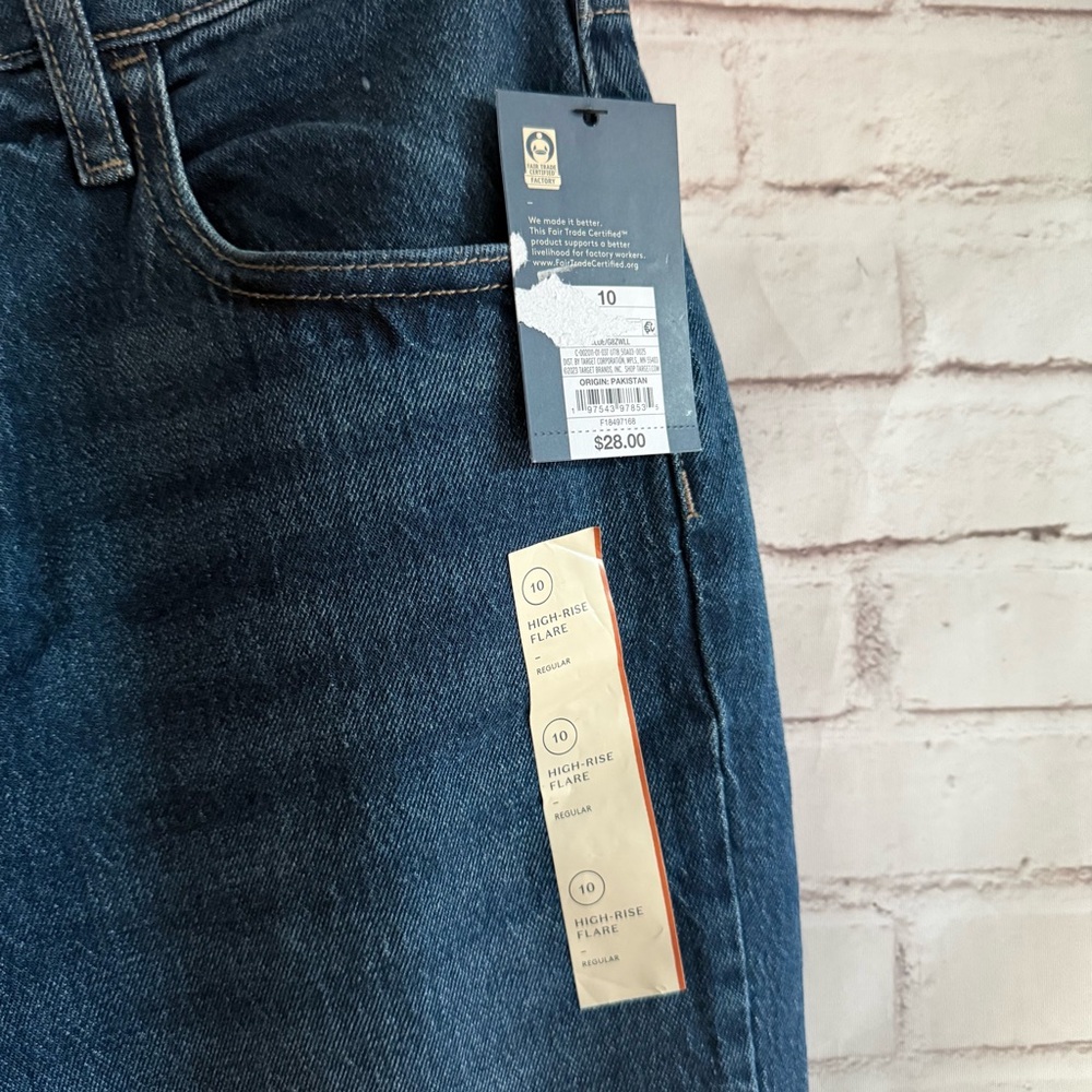 Universal Thread High Rise Flare Jeans - Picture 2 of 6